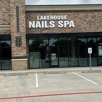 Lakehouse Nails & Spa