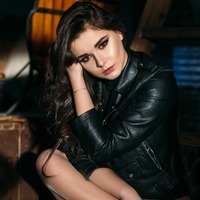 Elena   Reynolds